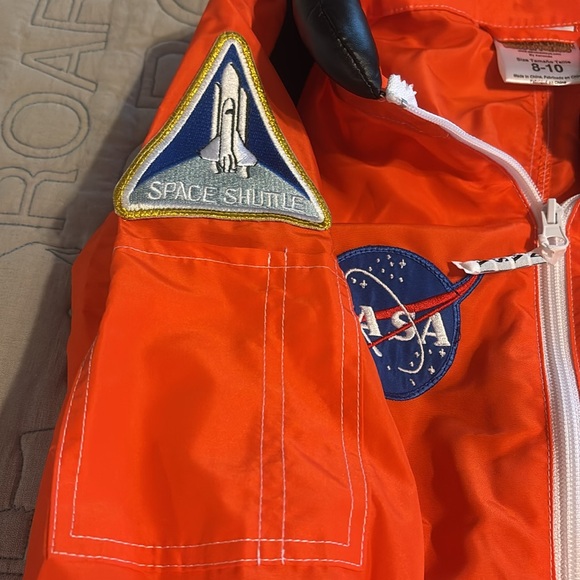 NASA Orange Astronaut Costume with Helmet - Picture 4 of 11